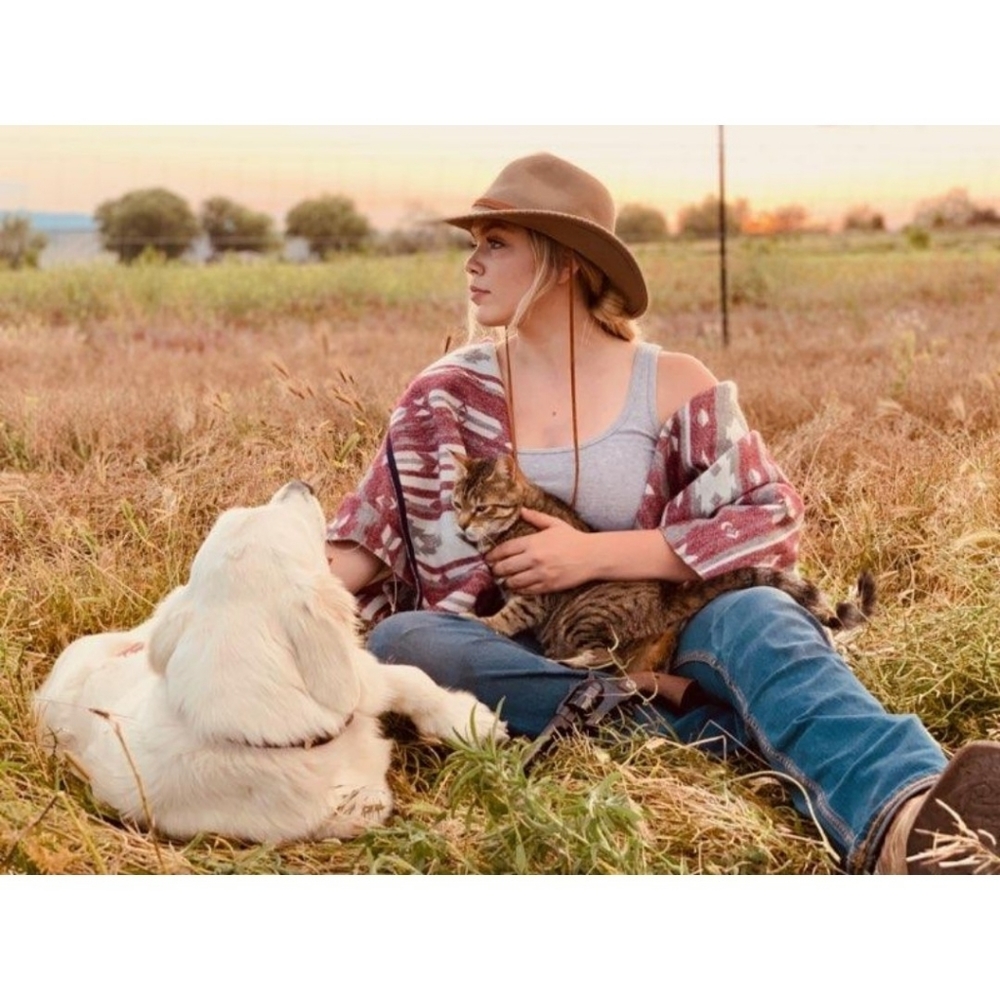 Meet your Posher, Gracelin